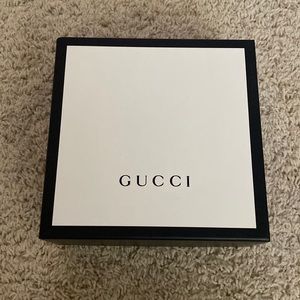 Gucci box with tissue paper